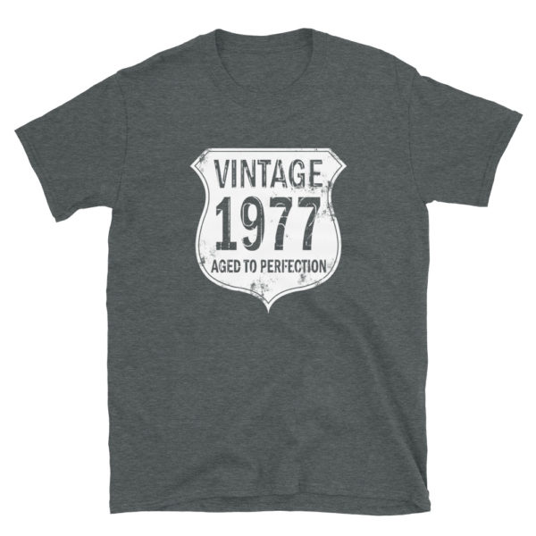 1977 Aged to Perfection Men's/Unisex T-Shirt